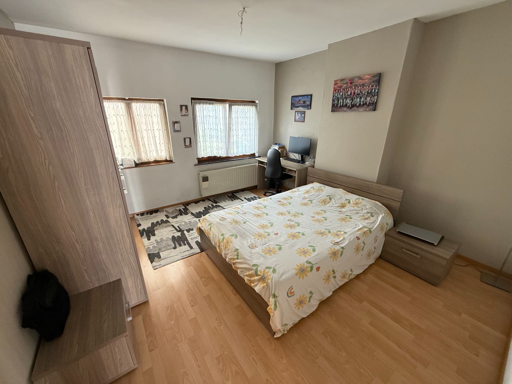 Chambre spacieuse 2ème étage Schaerbeek - Propriété Voltaire Bruxelles 5 chambres