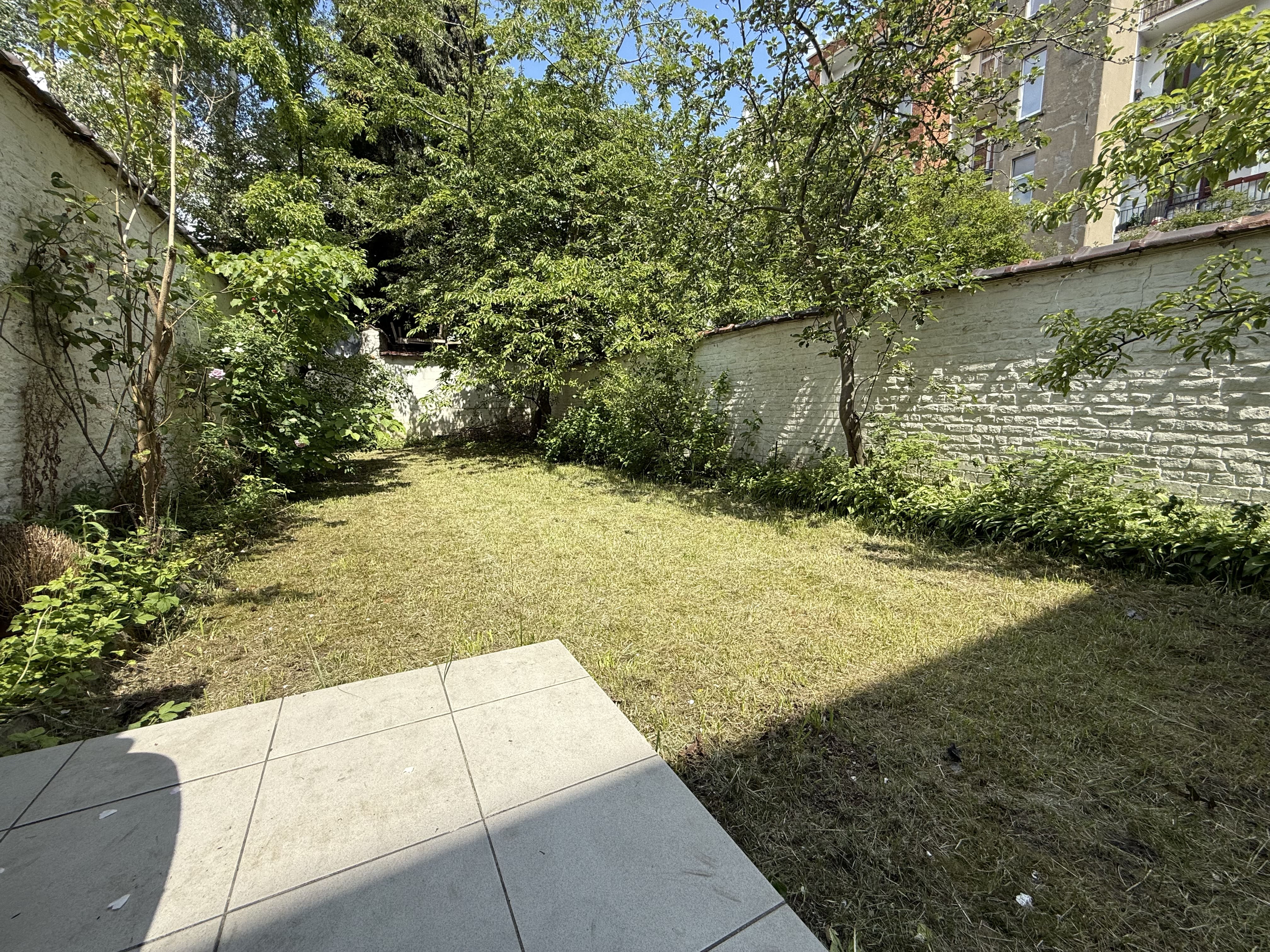 Jardin 200m² maison Schaerbeek - Propriété Voltaire Bruxelles espace extérieur familial