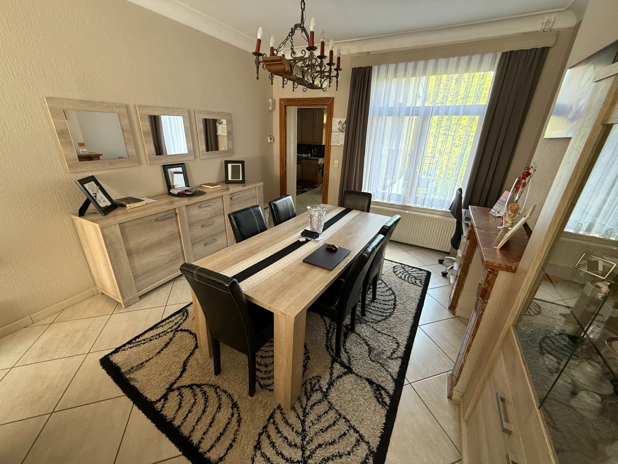 Salle à manger élégante Schaerbeek - Maison 230m² quartier Voltaire Bruxelles immobilier